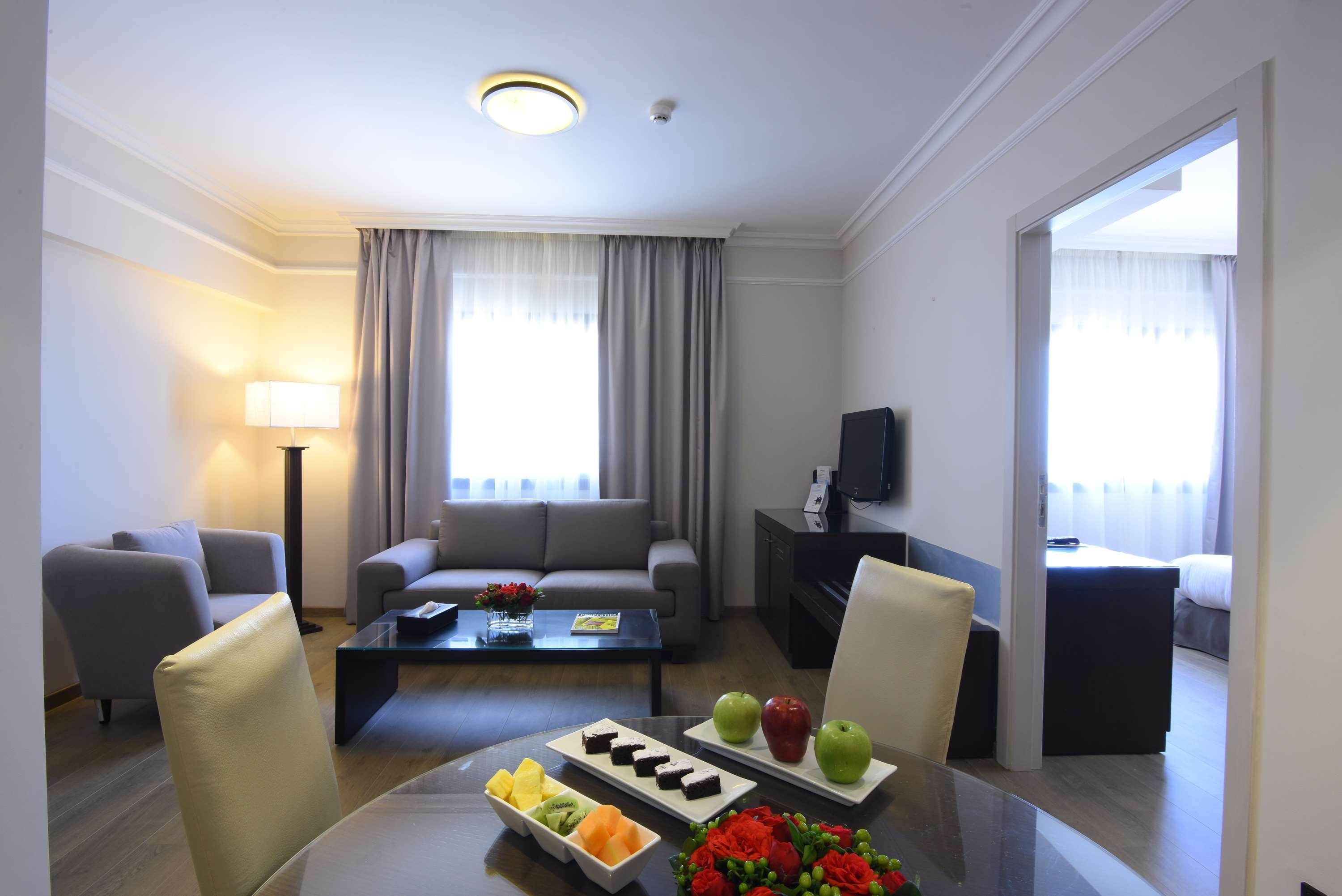 Ramada By Wyndham Downtown Hotel