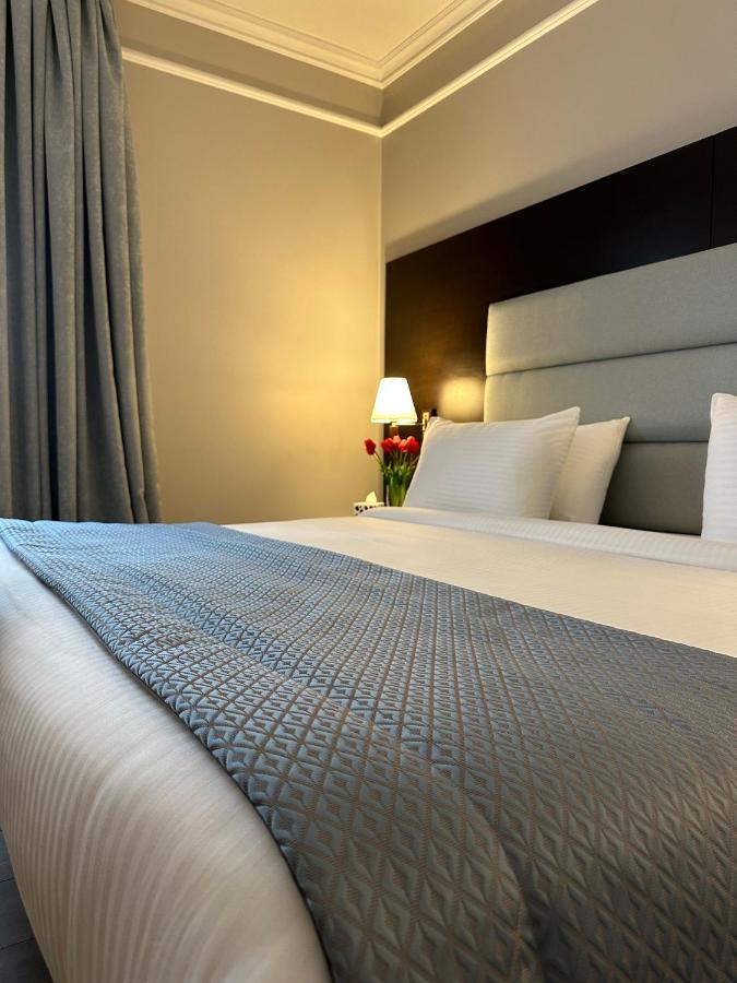Ramada By Wyndham Downtown Hotel 4*