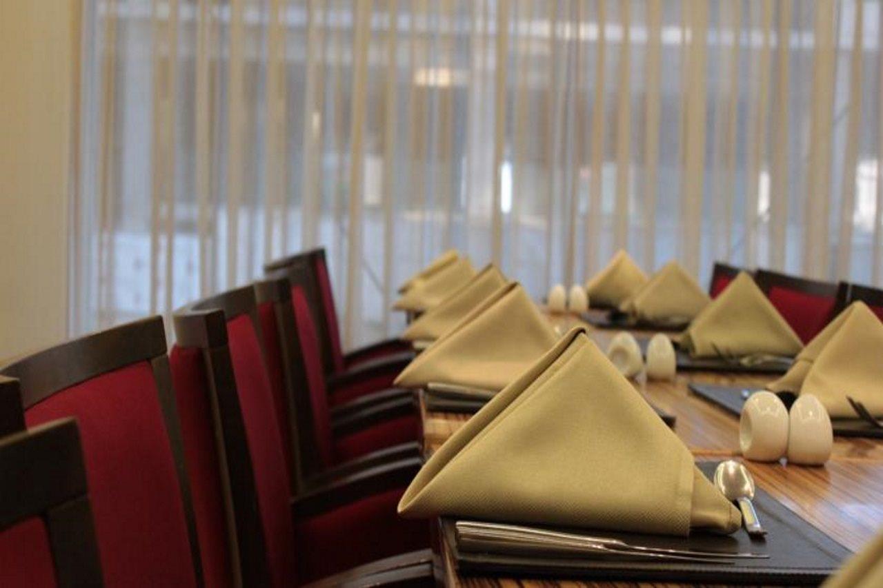 Hotel Ramada By Wyndham Downtown